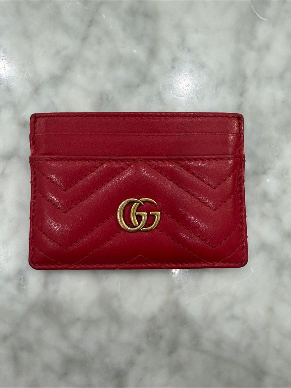 Gucci GG Marmont Red Chevron Leather Card Holder with Gold GG Logo